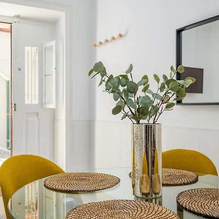 New! Unique 1 Bedroom Apartment- Santa Catarina 42 Lisbon Exterior photo